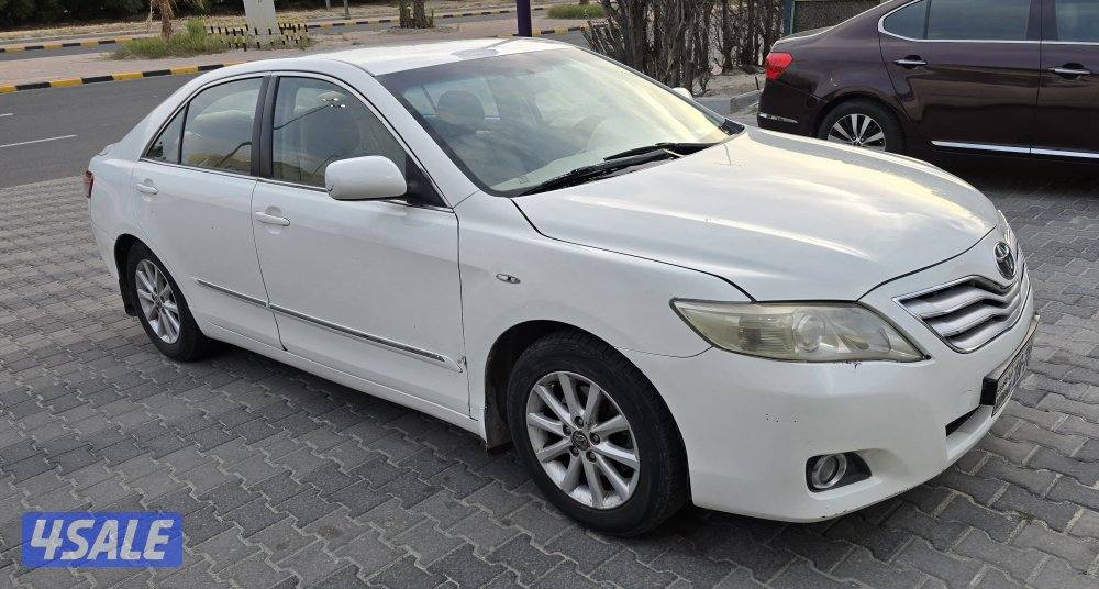 كامرى 2011  GLX2