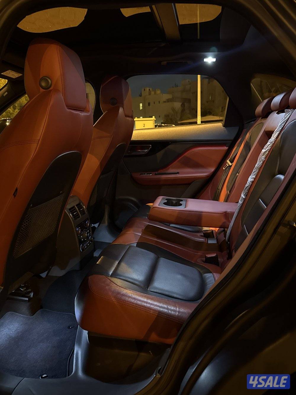 جاكوار F_pace S (شبه جديد)7