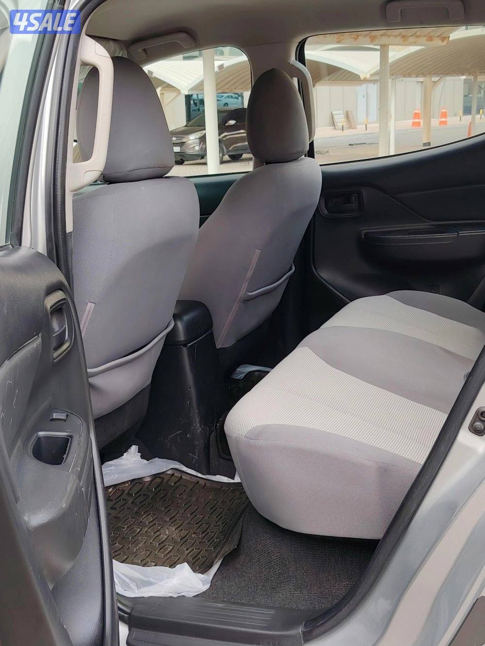 وانيت ميتشوبيسي  L200 قير عادي4×4 دبل قير وكالة سيرفيس منتظم بلوكالة5