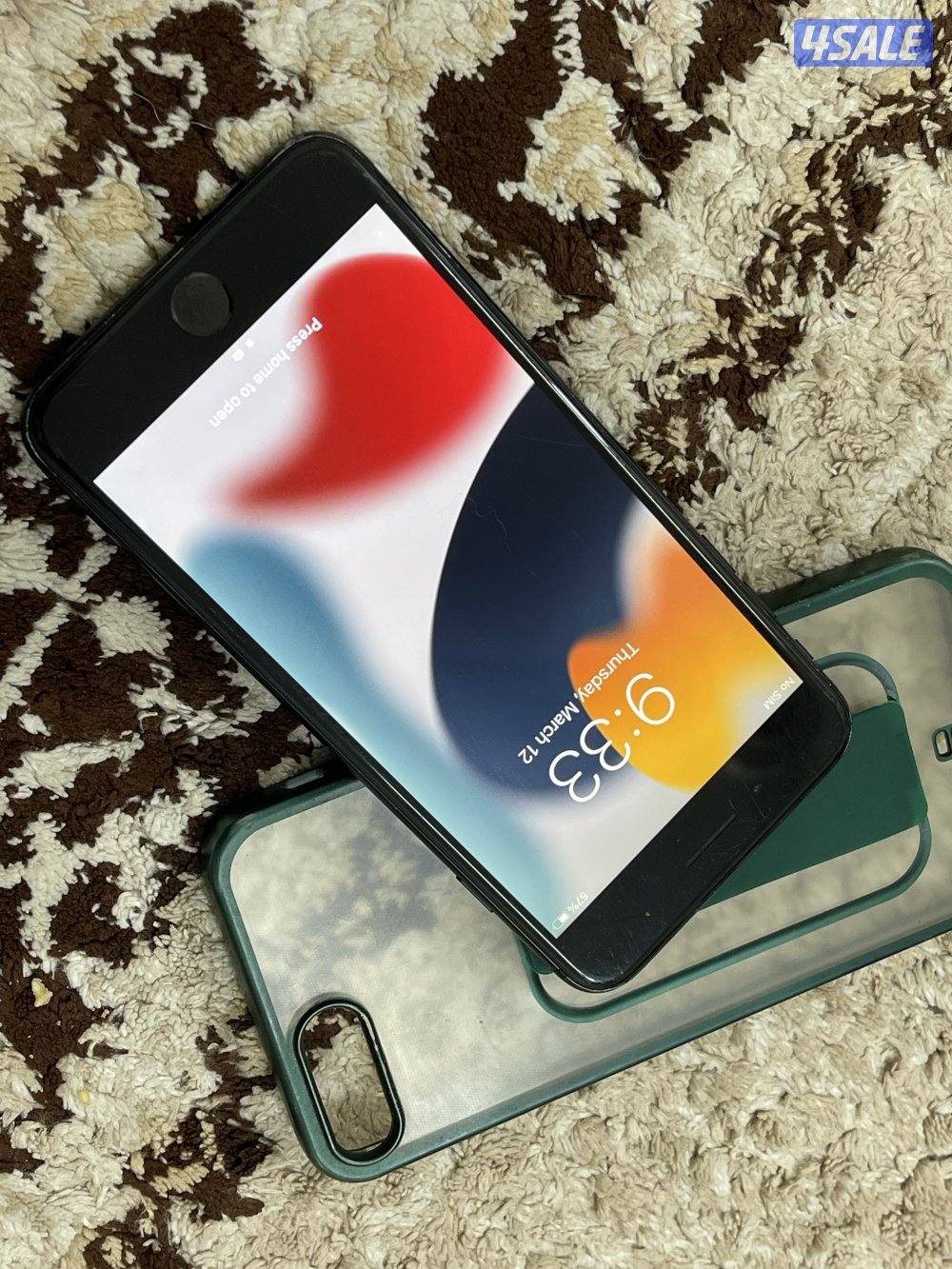 ايفون 7 بلس 256 قيقا نظيف وشغال تمام ما فيه شي2