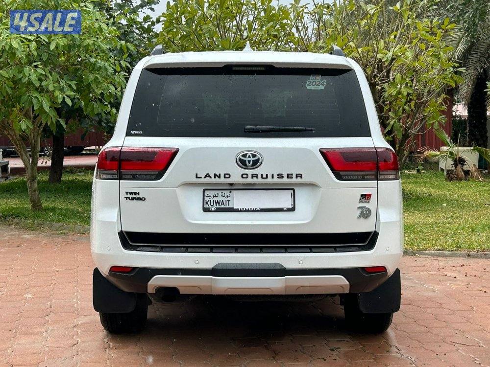 لاند كروزر 
GRS 2024 عداد 41 الف7