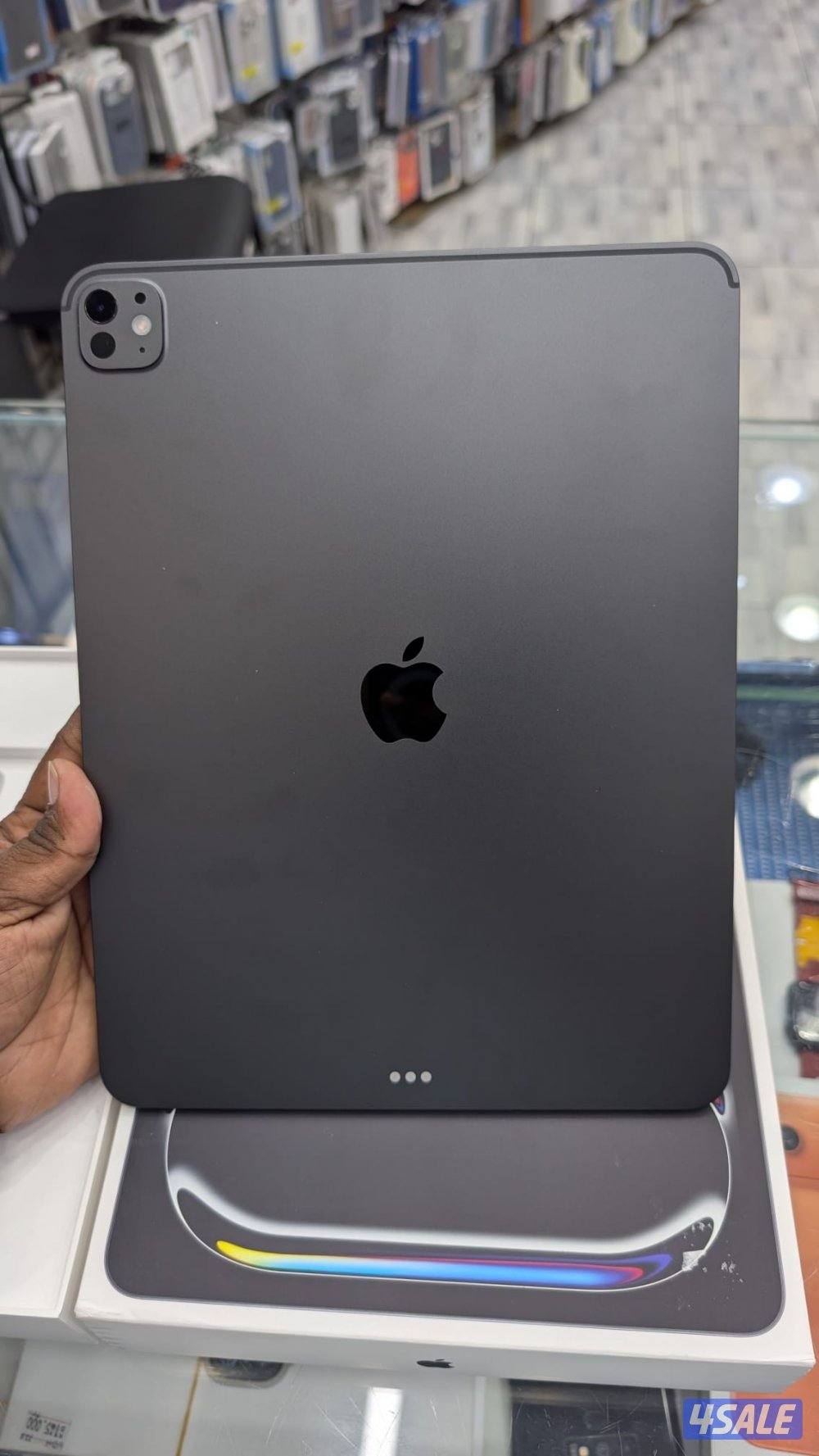 Ipad pro M5 chip13 inch  1 TB4