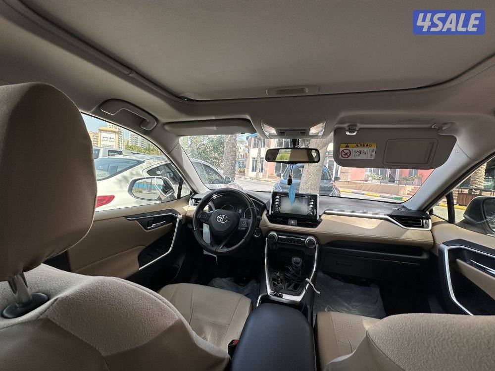 Toyota Rav 4 2022 mint condition3