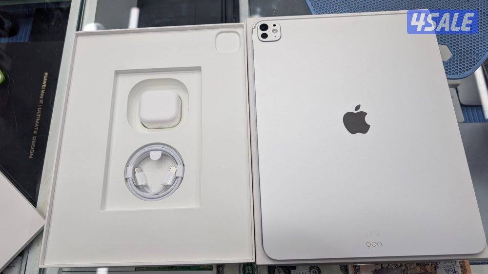 Ipad pro m5 256 gb wifi 13 inch3