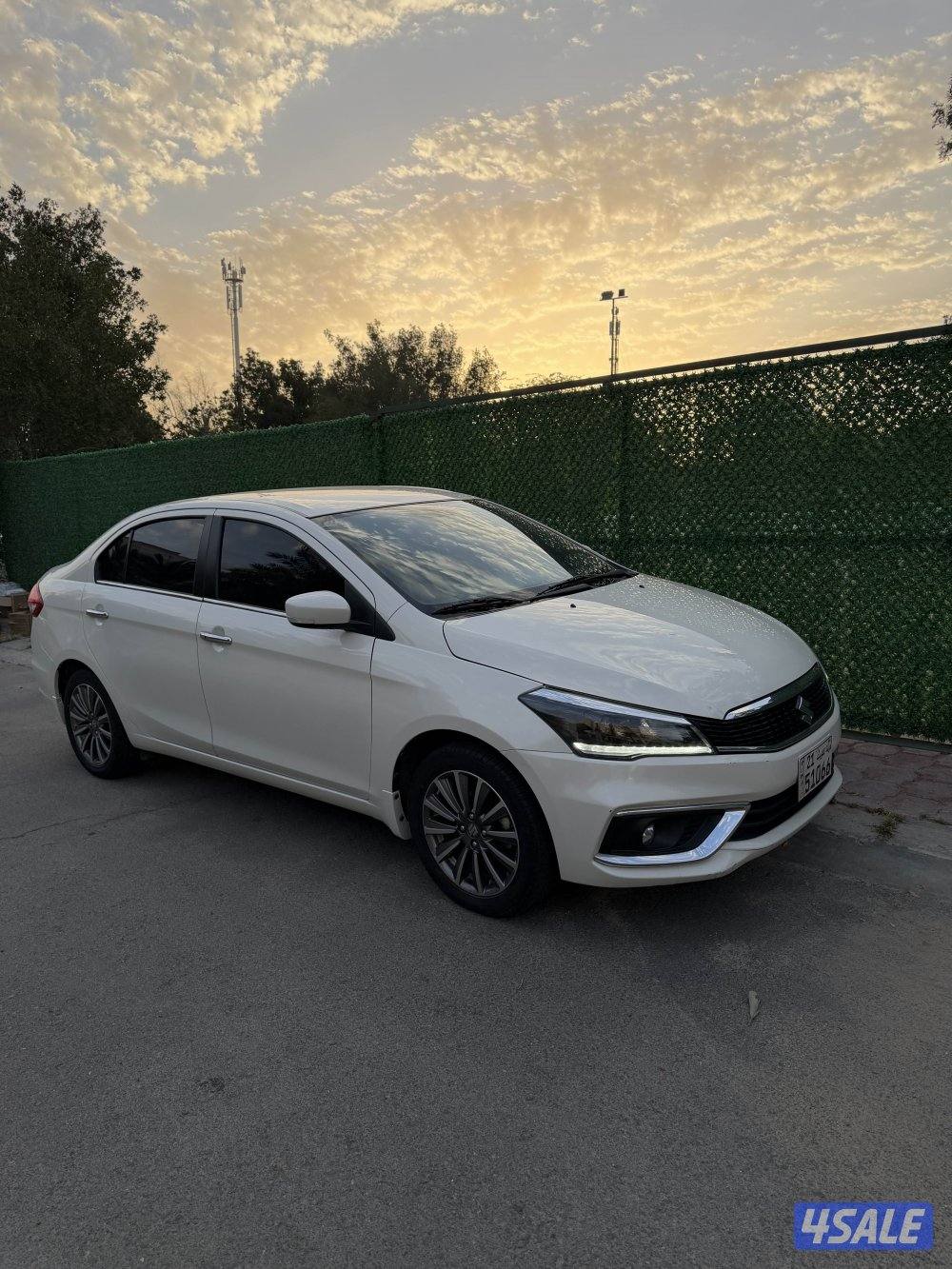 للبيع سياز0