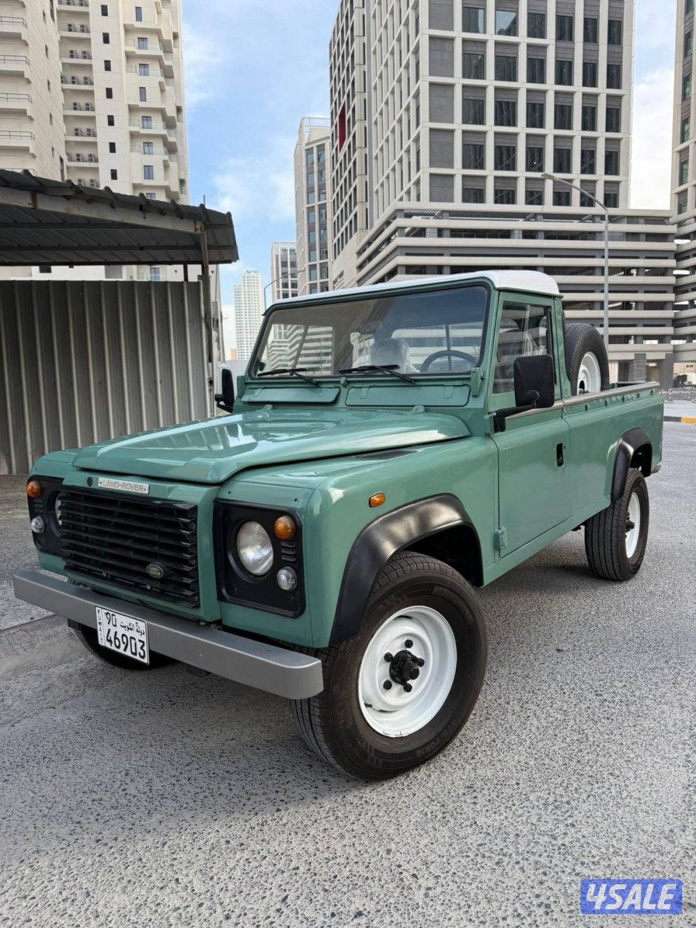 للبيع دفندر كلاسك موديل 1999 اصلي شد بلاده قابل للمساومة بالمعقول1