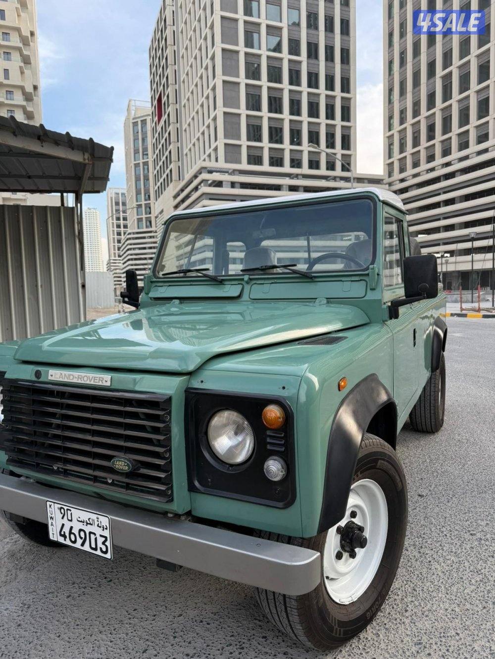 للبيع دفندر كلاسك موديل 1999 اصلي شد بلاده قابل للمساومة بالمعقول3