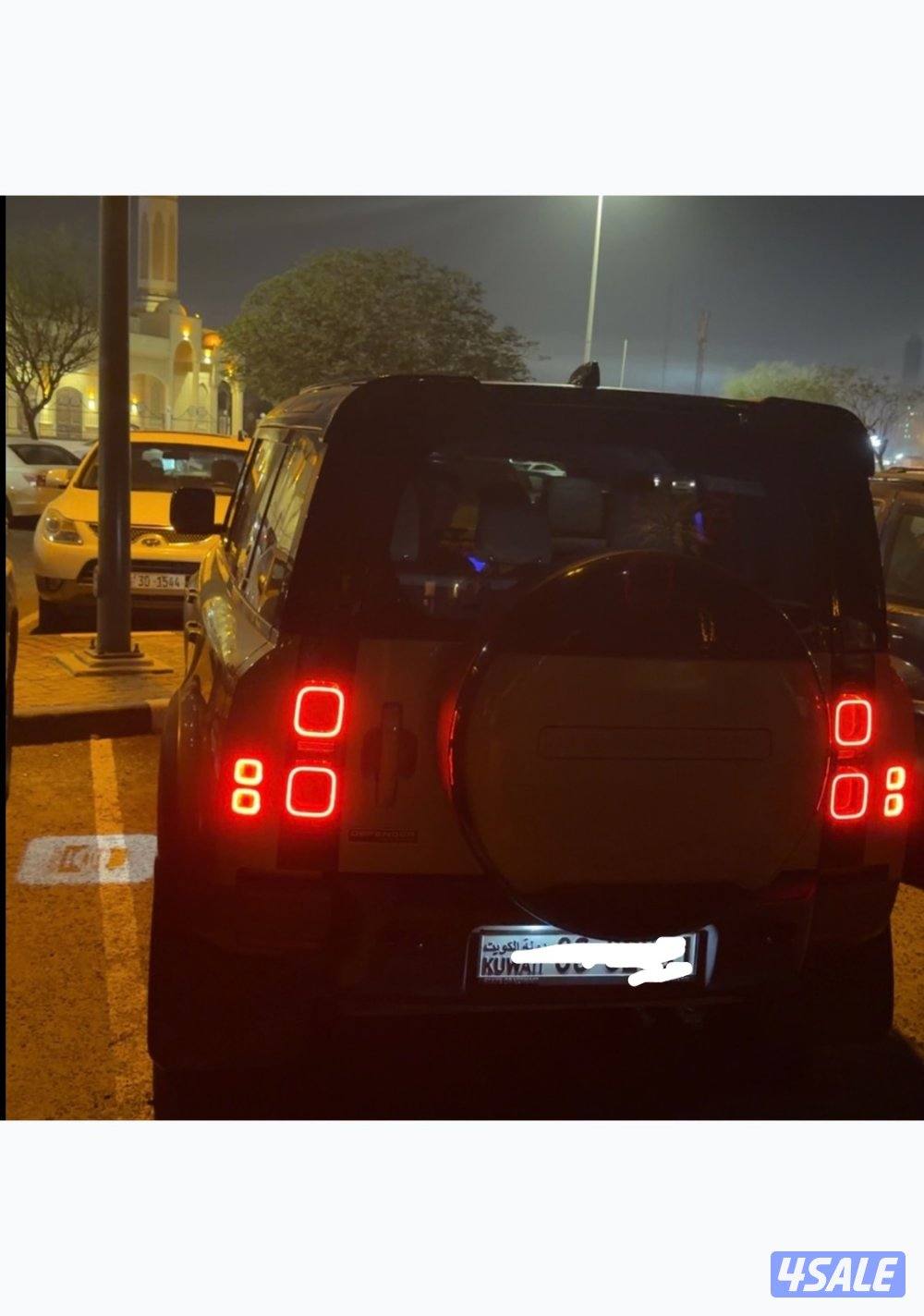 للبيع ديفندر ٢٠٢٠ سته سلندر ١١٠ ماشي ١٣٧ شرط الفحص1