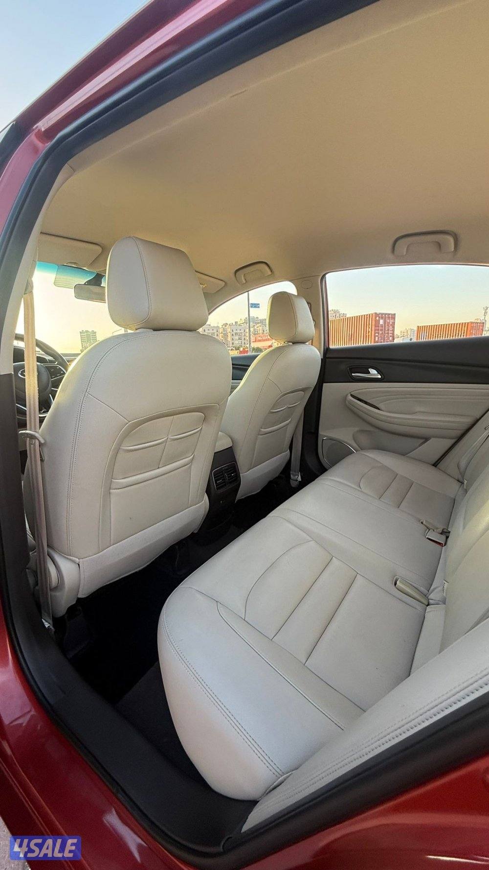 سيارة نظيفة3