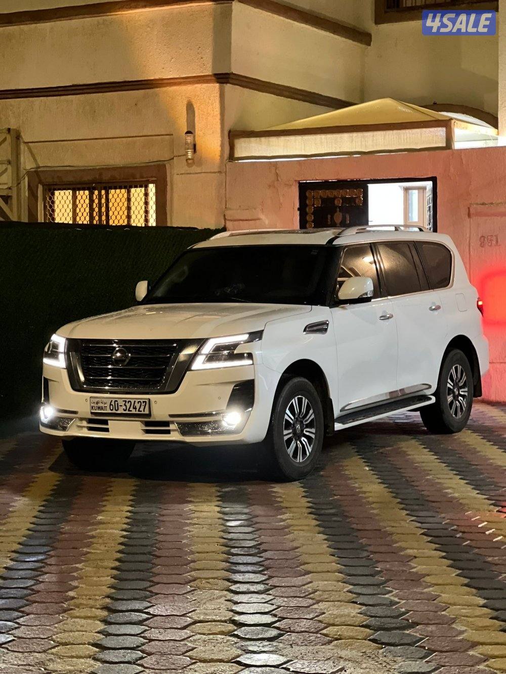 للبيع تيتانيوم موديل 20210