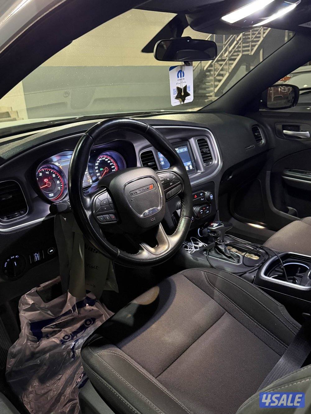 للبيع شارجر 20203