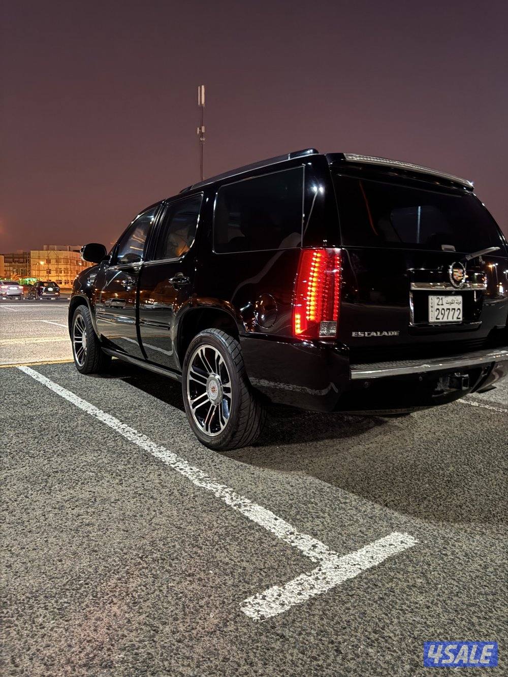 للبيع اسكاليد ٢٠١٤0