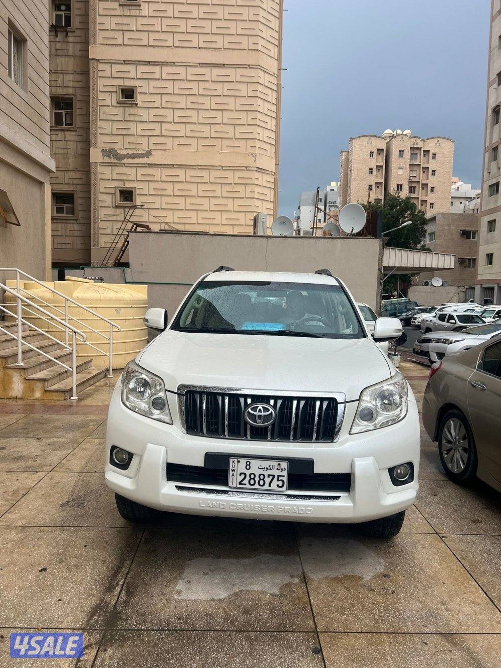 للبيع سيارة برادو بحالة الوكالة0