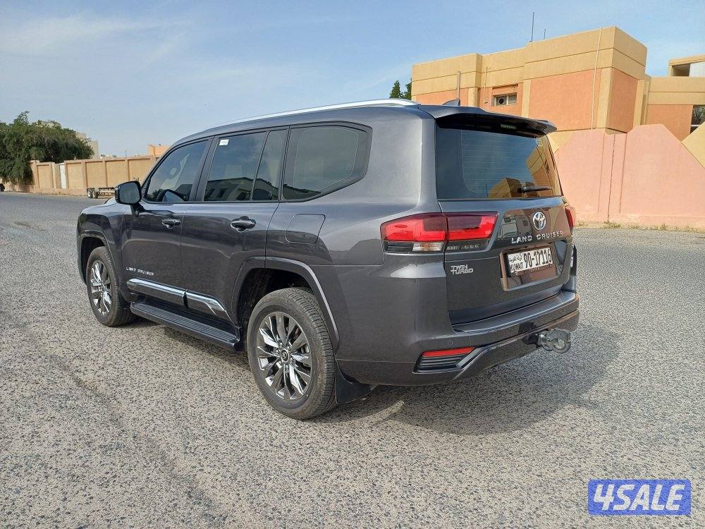 بيعه سريعه لاندكروزر 2025 GX-R  AERO  كالجديده بأكياسه10