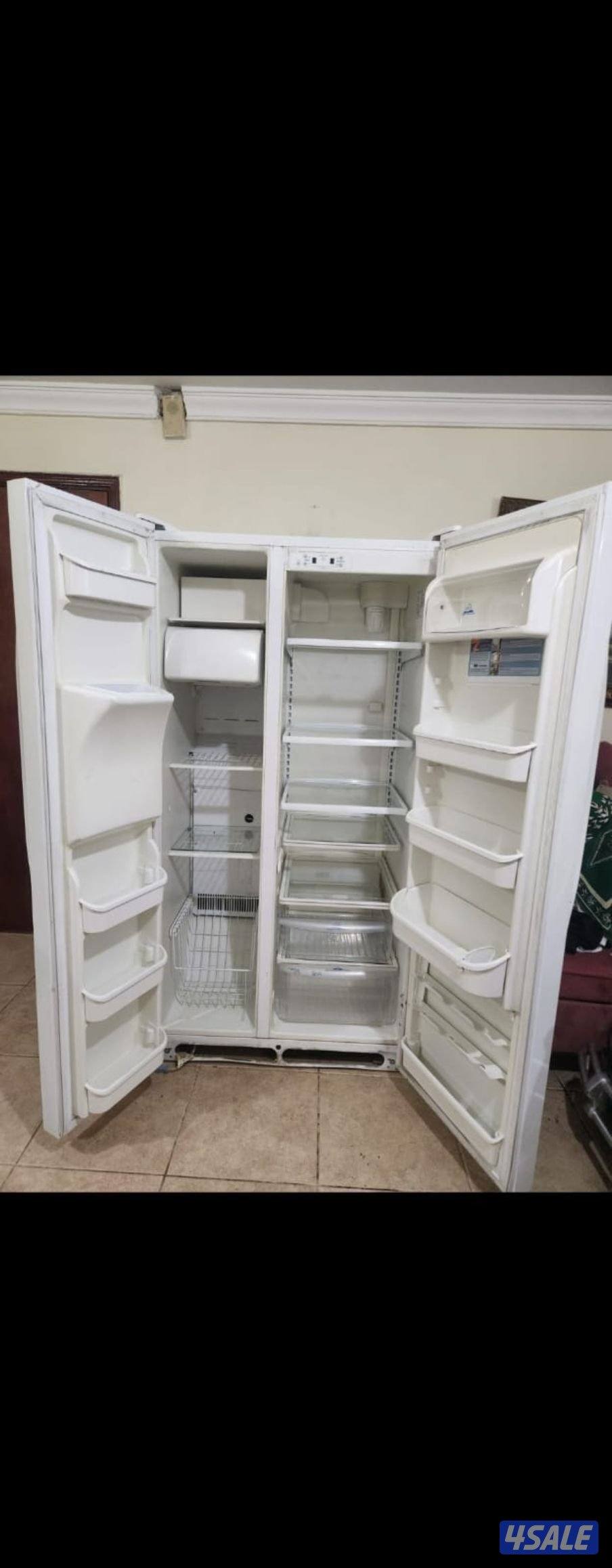للبيع ثلاجه فريجيدير كبيره كما موضح بالصور0