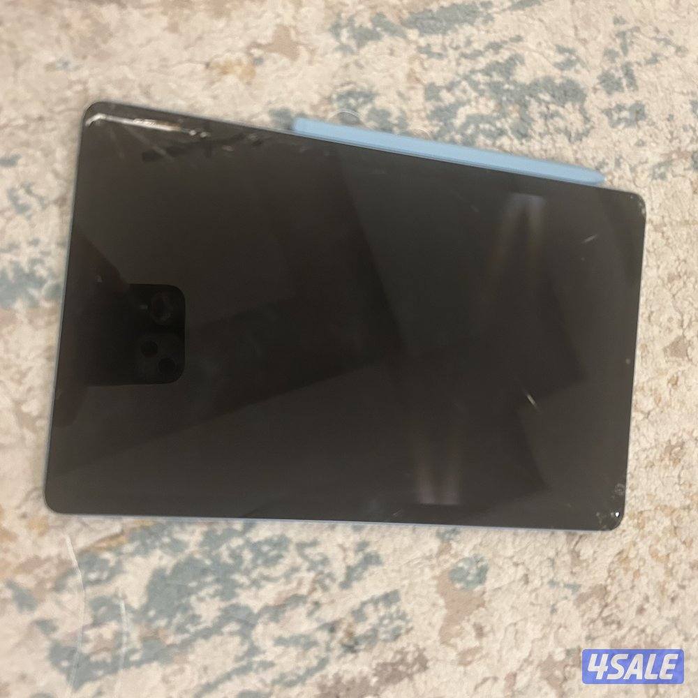 للبيع Samsung Tab S6 Lite 256GB مع القلم والعلبة والشاحن و هاتف نوكيا.3