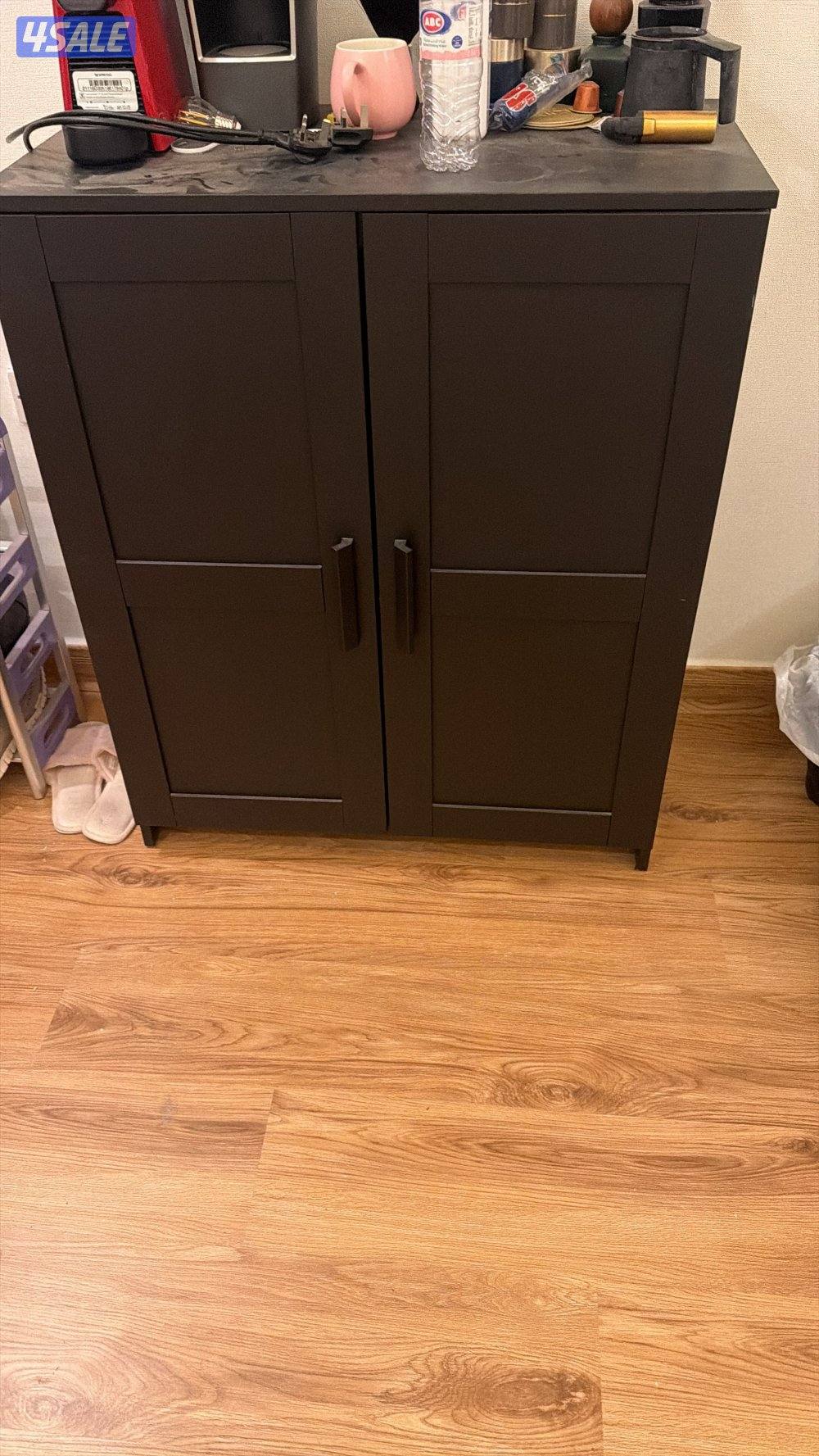 كنب من ابيات وثلاث طاولات وكبت صغير من ايكيا3