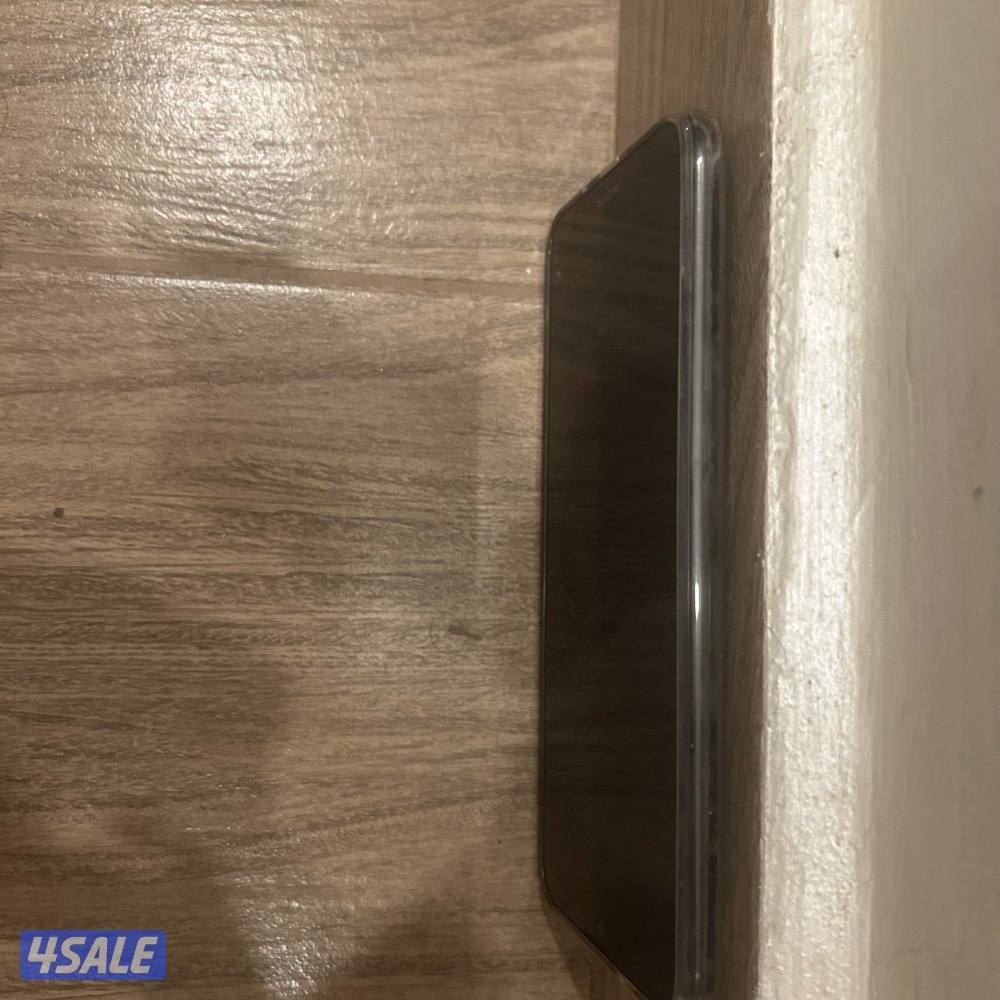 للبيع Samsung Tab S6 Lite 256GB مع القلم والعلبة والشاحن مع جهاز نوكيا15