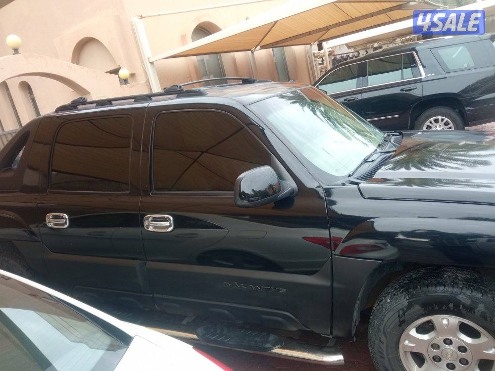 Model 2002, (8 Cylinder )6