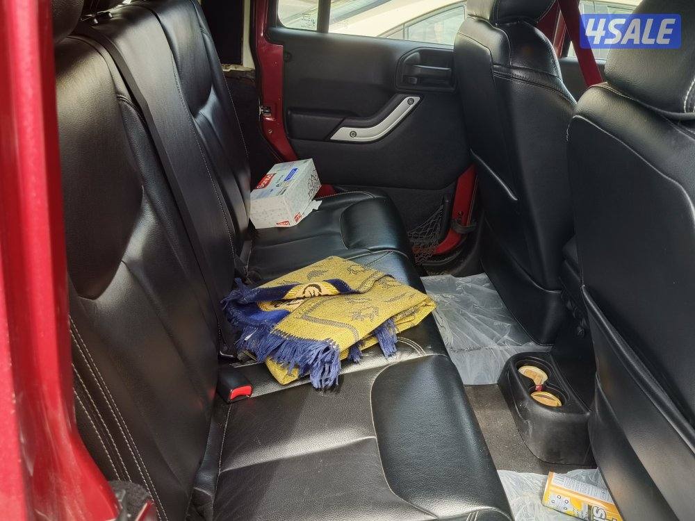 jeep Wrangler Sahara3