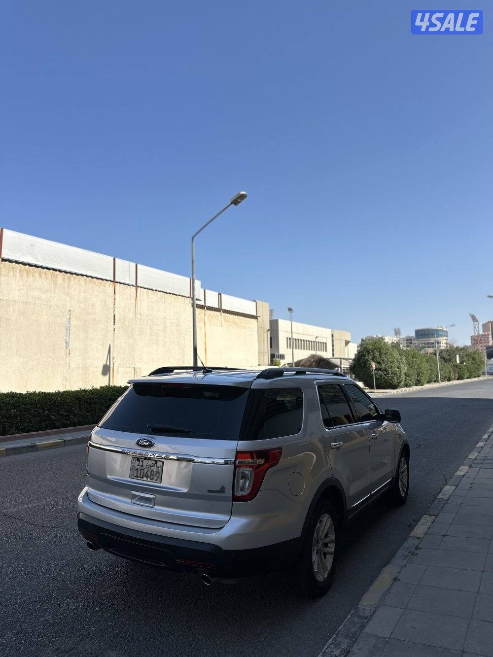 فورد اكسبلورر موديل 2013 بحالة جيدة شرط الفحص3