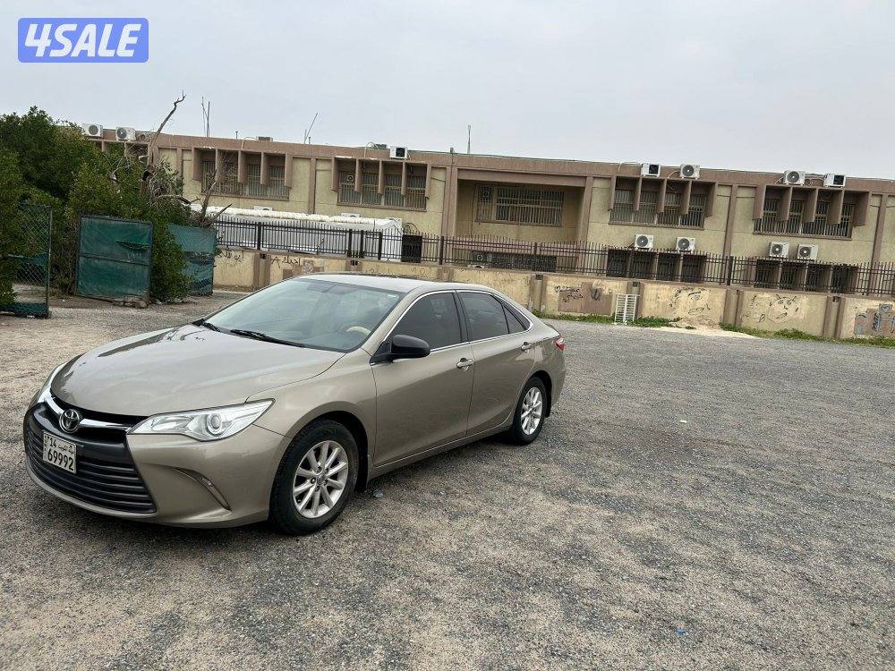 كامري  2016 ، صبغ الوكاله بالكامل ، ماشي  160 ألف ، شرط الفحص0