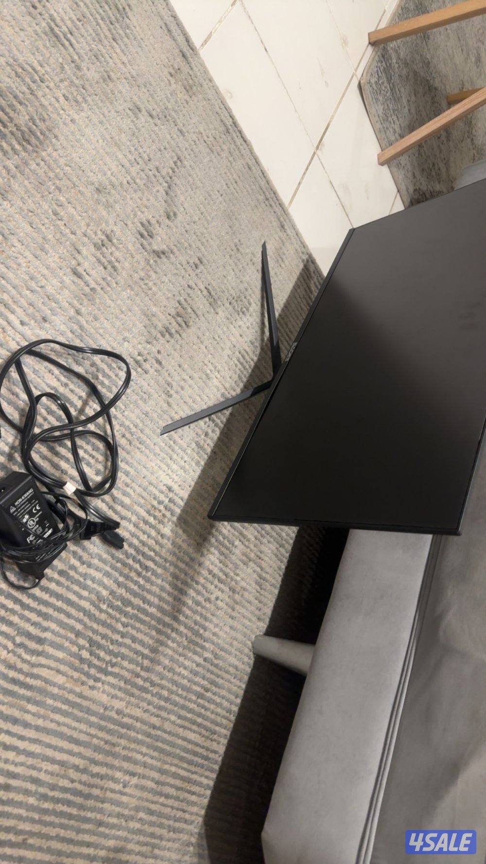 قير وسكان وشاشه مستعملين استعمال نظيف حالتهم ممتازه جدا التواصل واتساب4