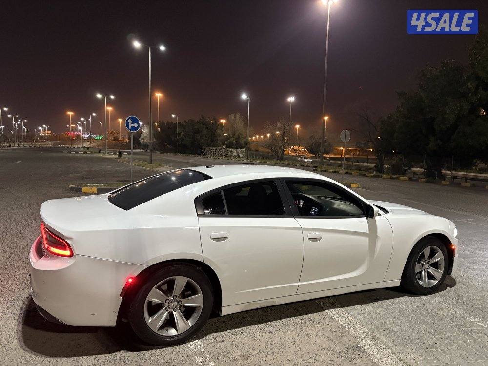 للبيع دوج شارجر ٢٠١٨ sxt1