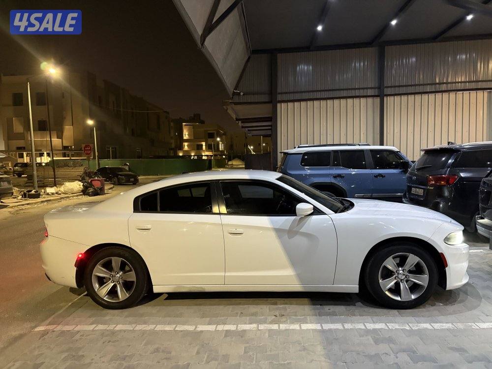 للبيع دوج شارجر ٢٠١٨ sxt3