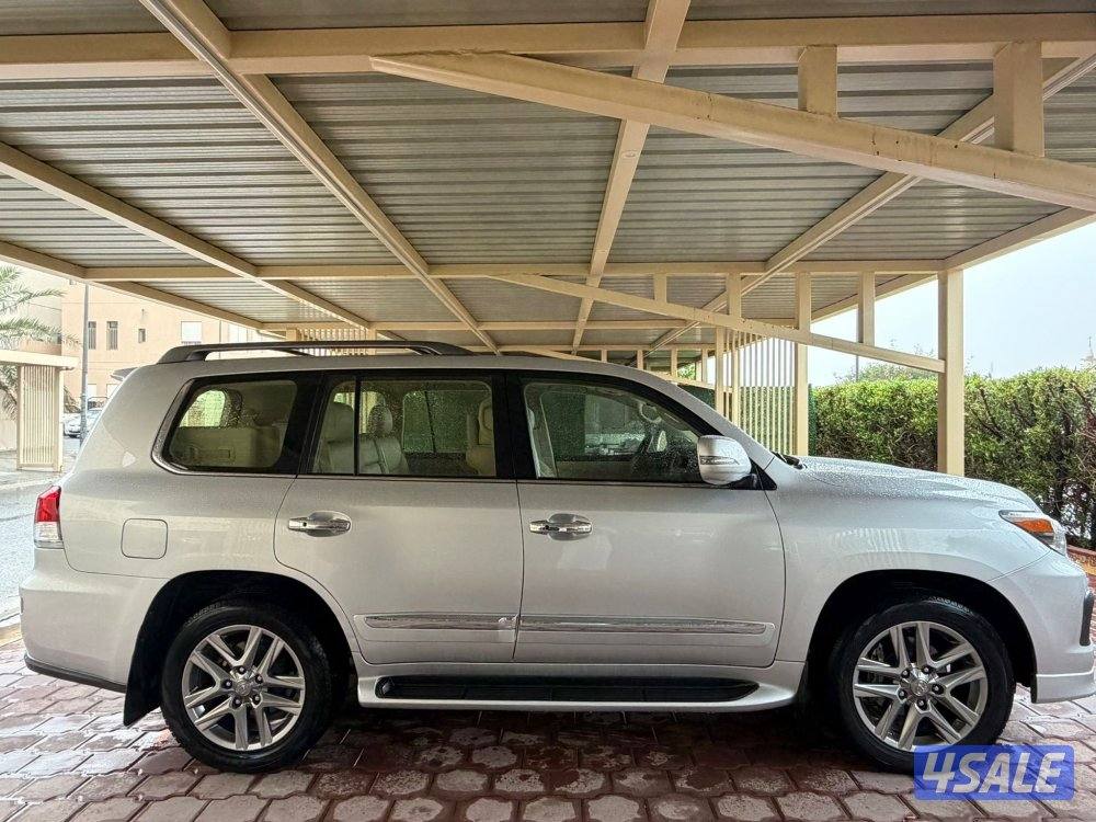 لكزس LX570 الساير 2015 سبورت عداد 257 الف5