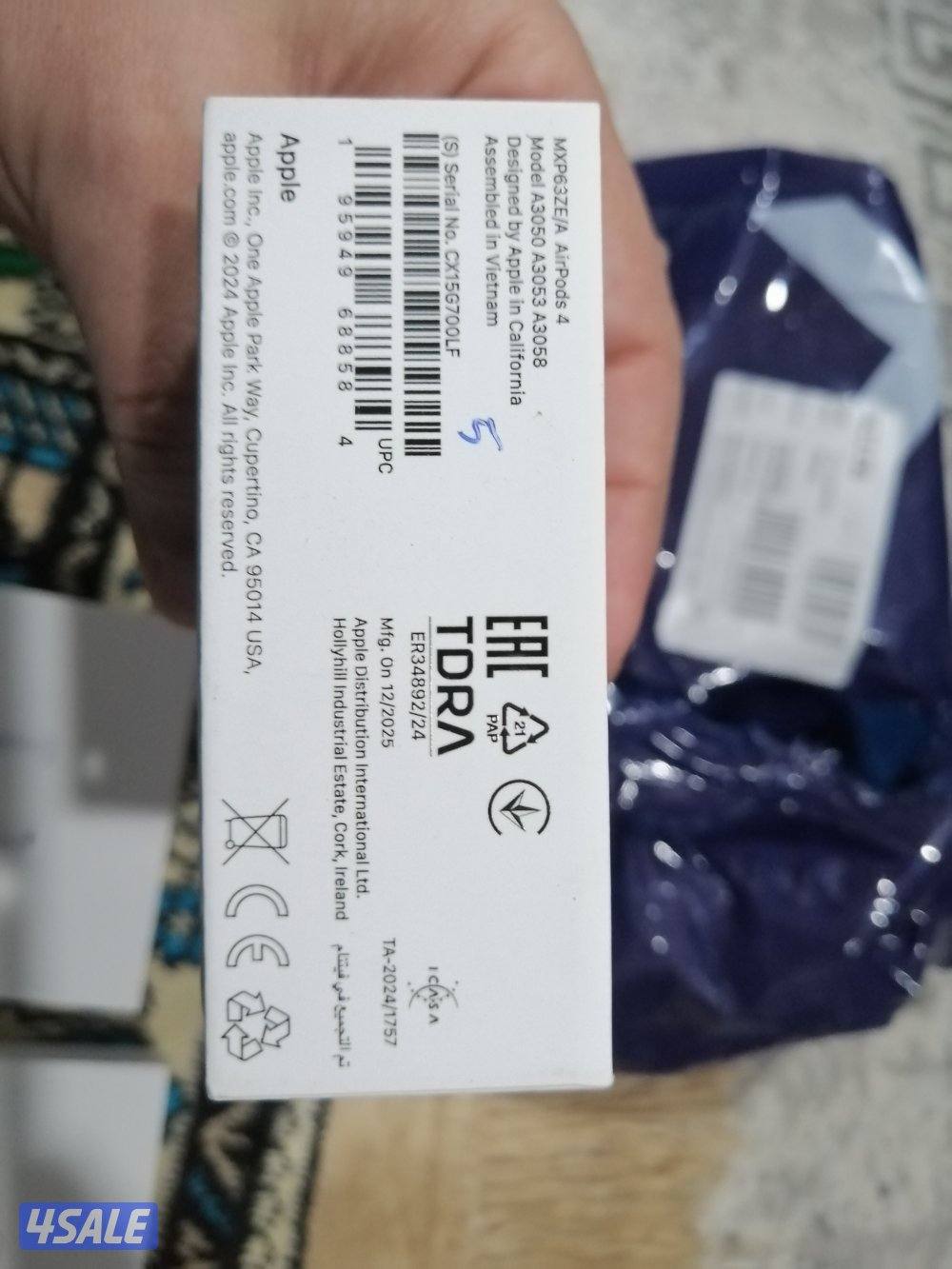 Apple airpods 4th generation2