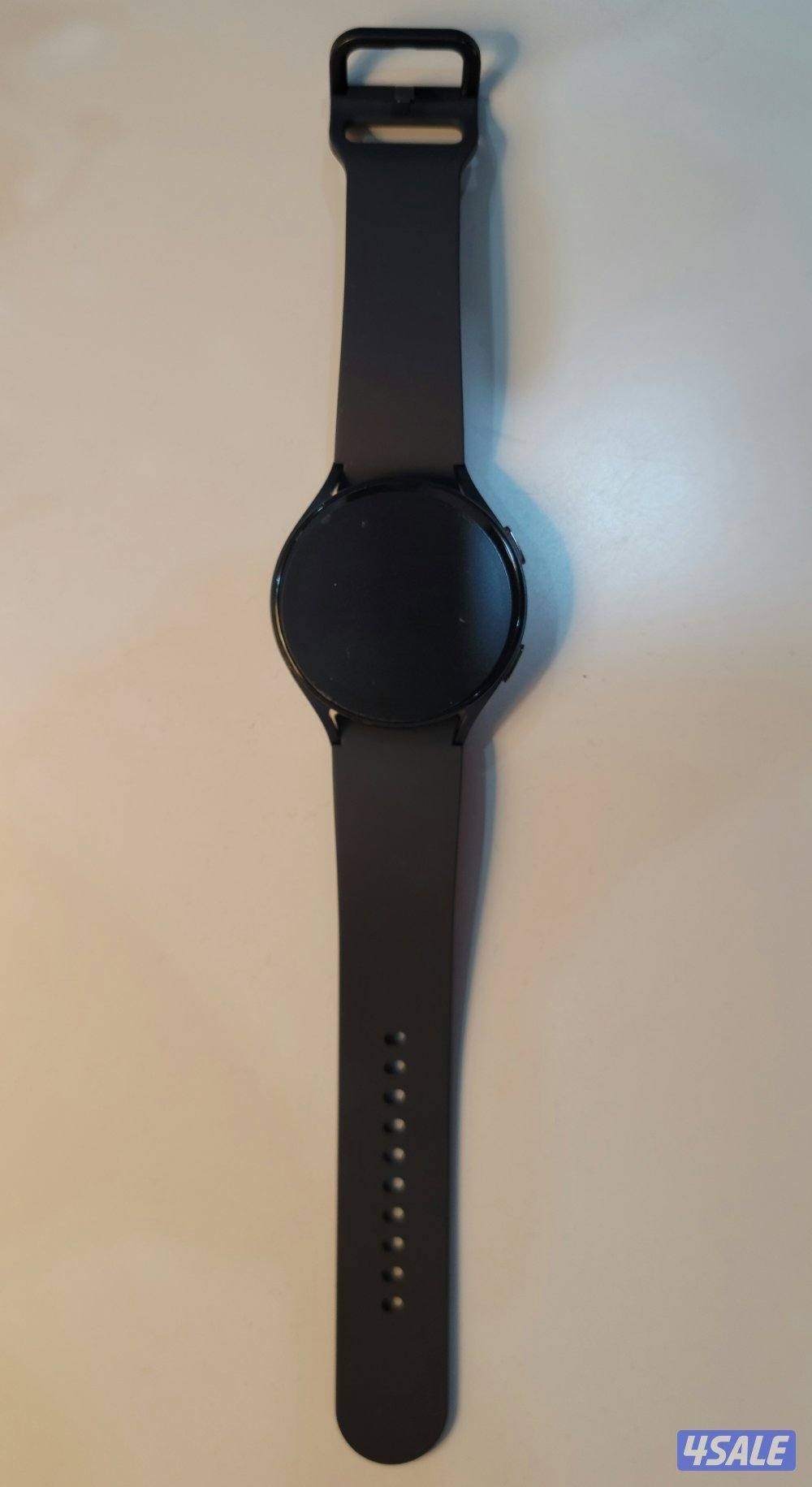 Samsung Galaxy Watch 5 (Black-16GB)1