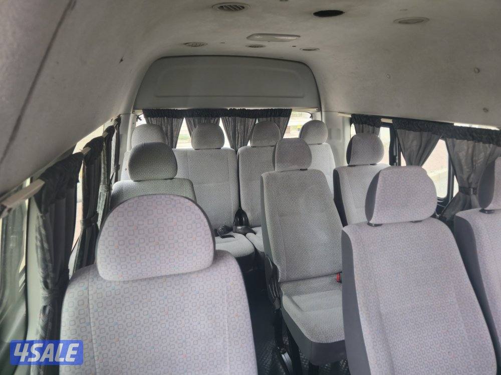 Toyota Hiace Bus 2014 model ( 1.30 km )12