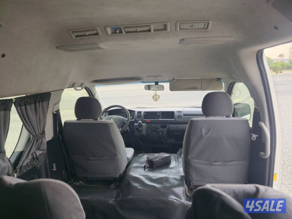 Toyota Hiace Bus 2014 model ( 1.30 km )13