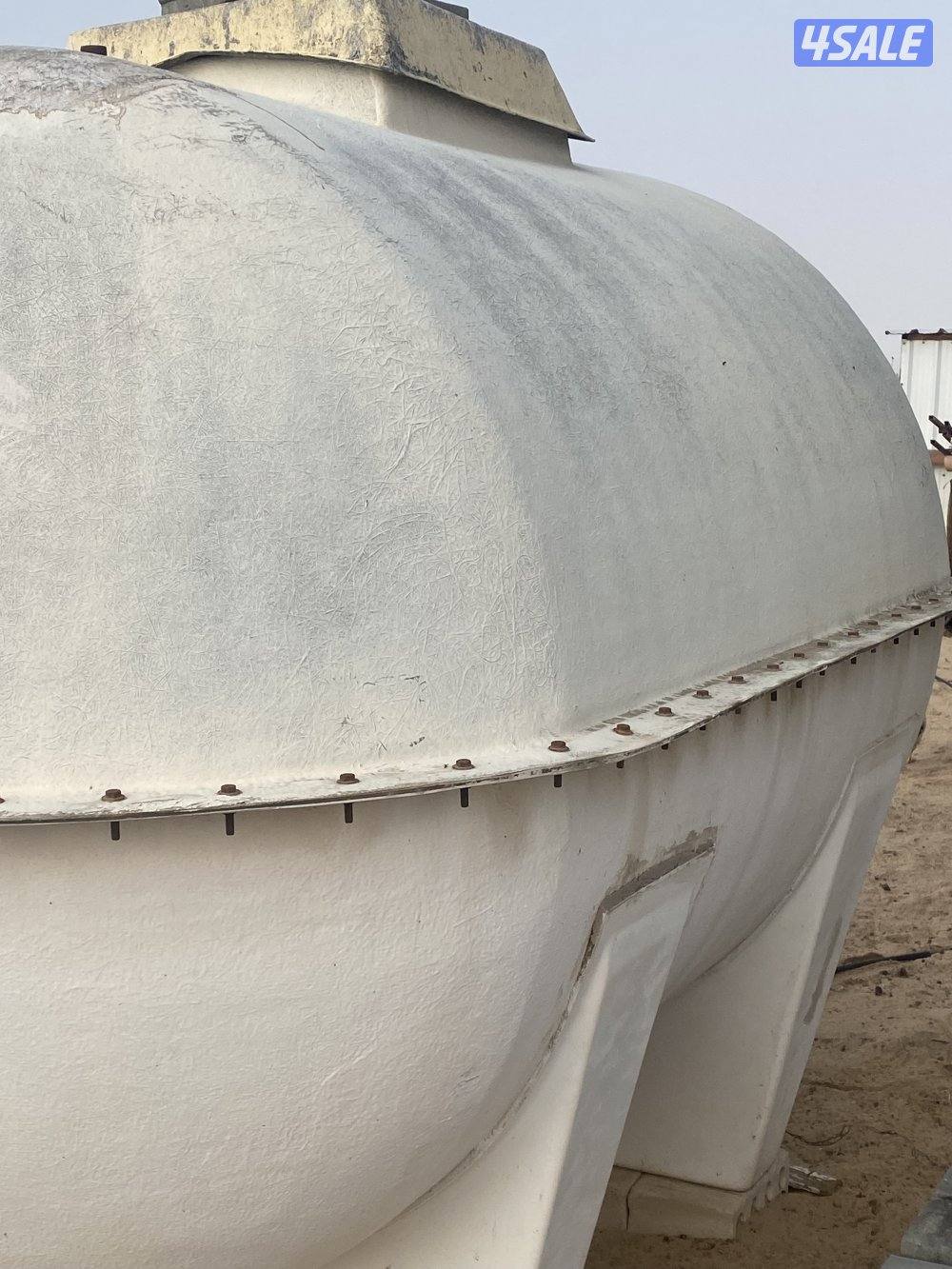 للبيع عدد 2 تانكي ماء الحجم ١٠٠٠4