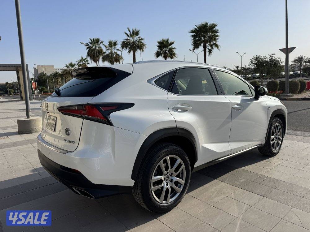 للبيع : جيب لكزس NX 300 : موديل 20201