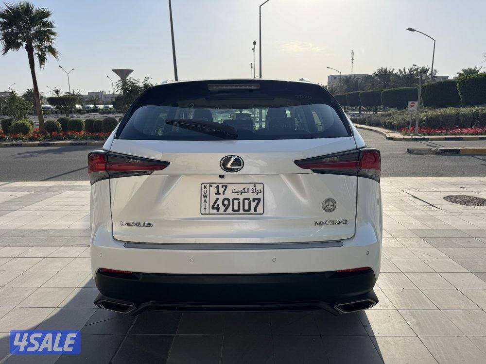 للبيع : جيب لكزس NX 300 : موديل 20205