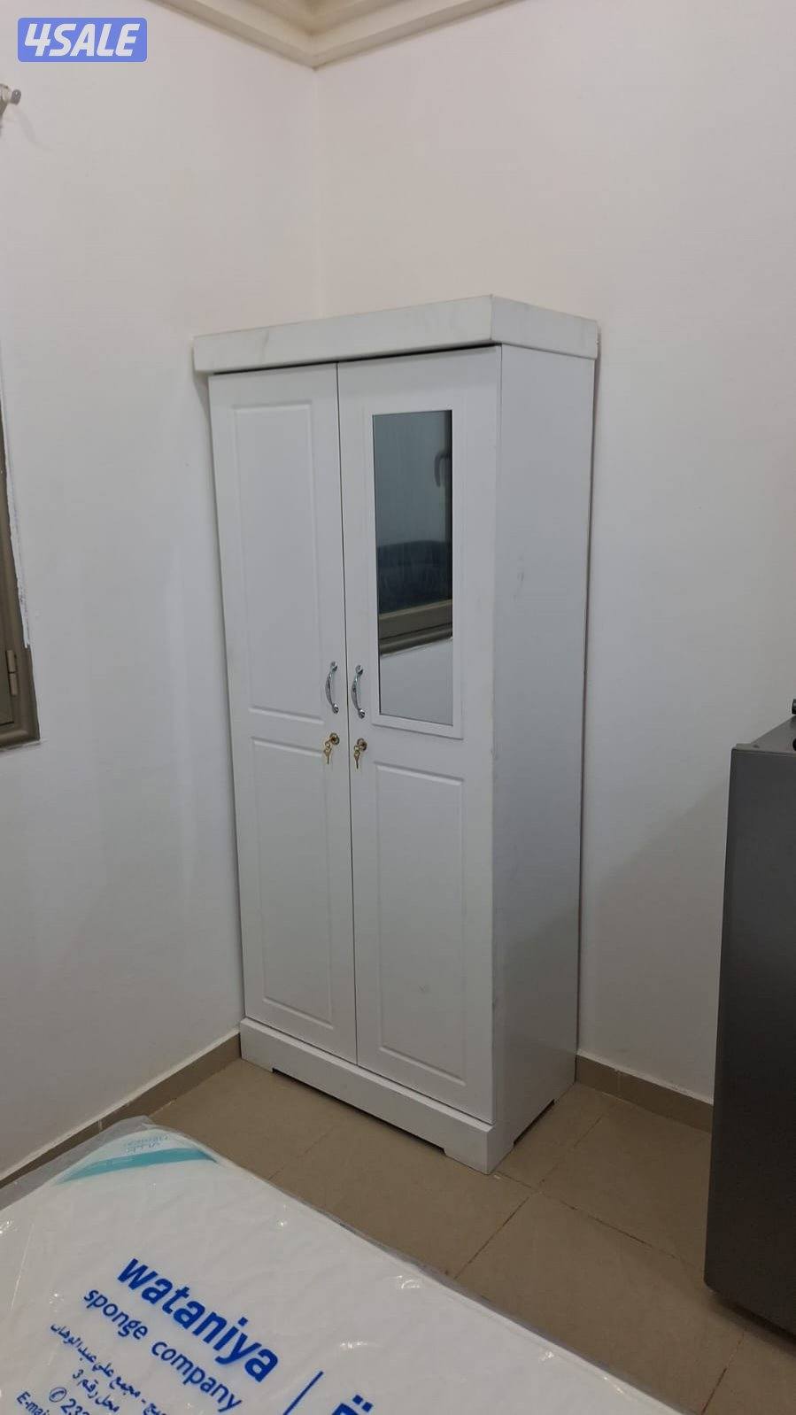 كبت ٢ باب ارفف وعلاقة جديد بسعر ٤٥ دينار0