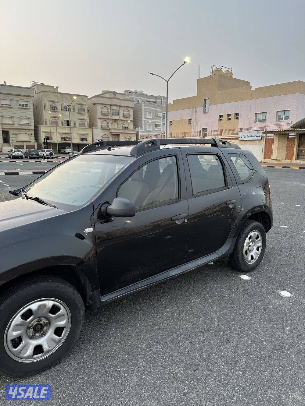 للبيع جيب رينو داستر ٢٠١٧ بحاله ممتازه جدا1