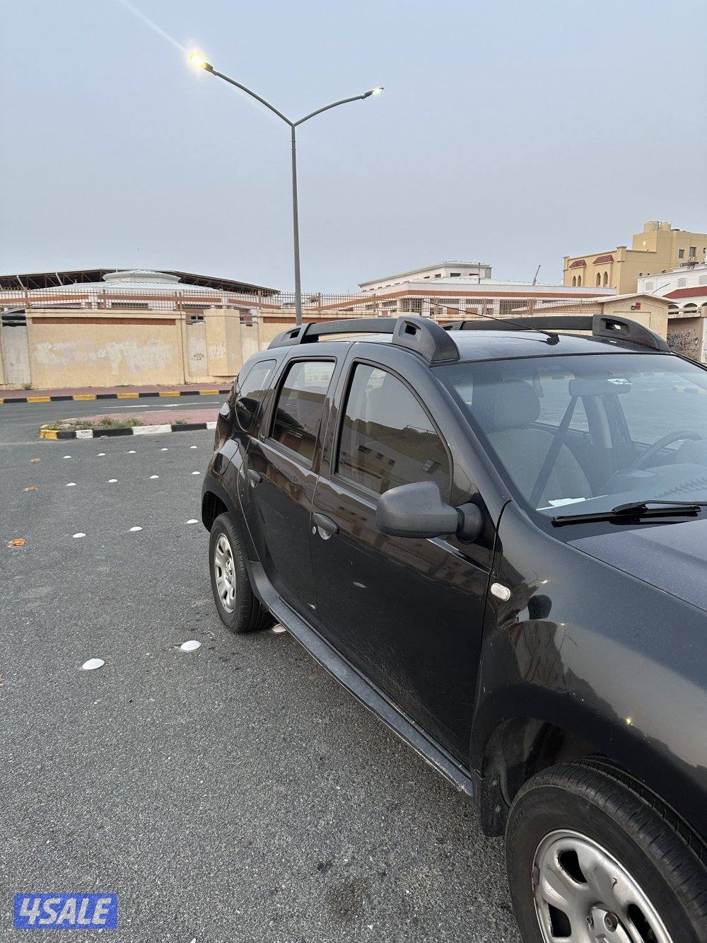 للبيع جيب رينو داستر ٢٠١٧ بحاله ممتازه جدا3