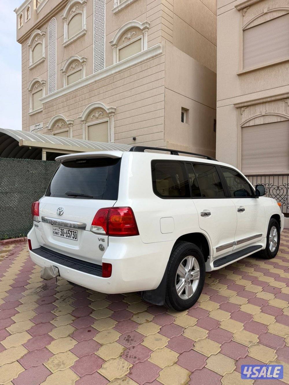 لاند كروزر 2015 GXR الساير3