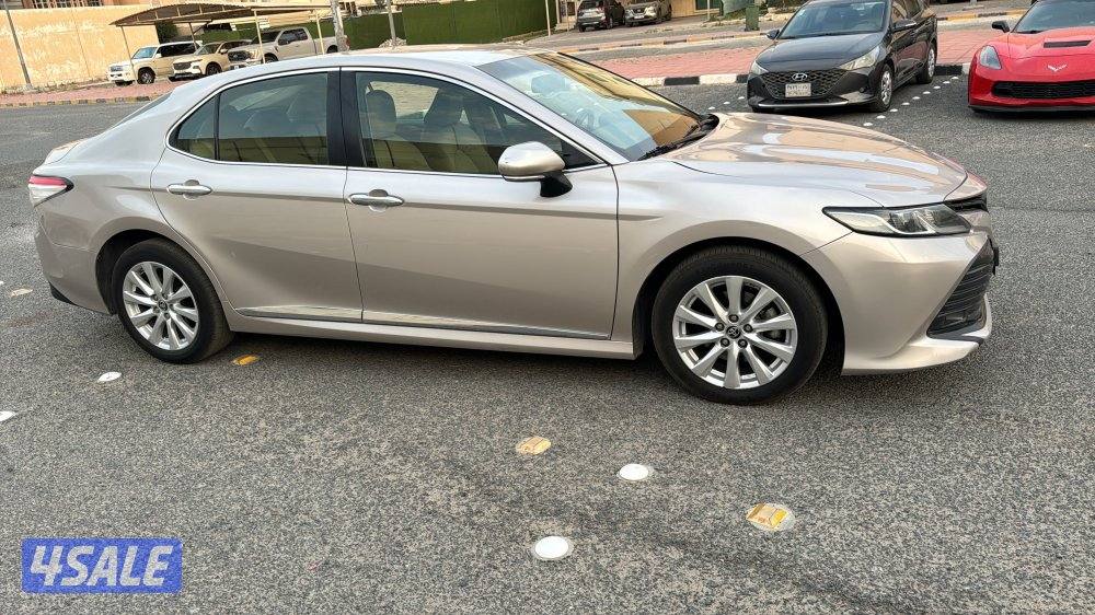 للبيع كامري موديل 20200