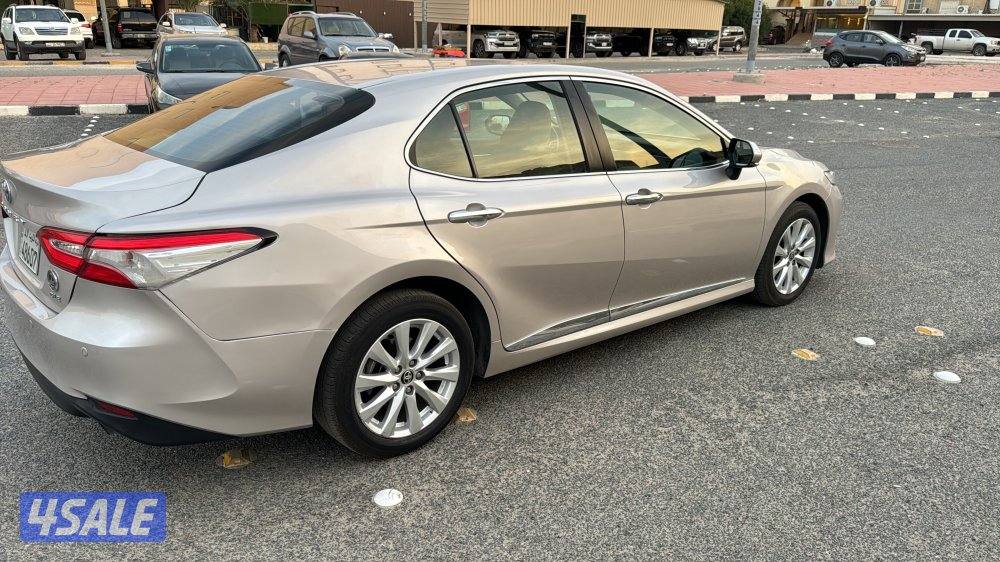 للبيع كامري موديل 20201