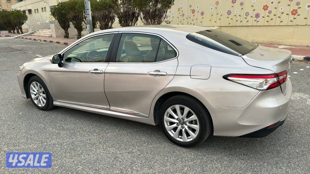 للبيع كامري موديل 20202