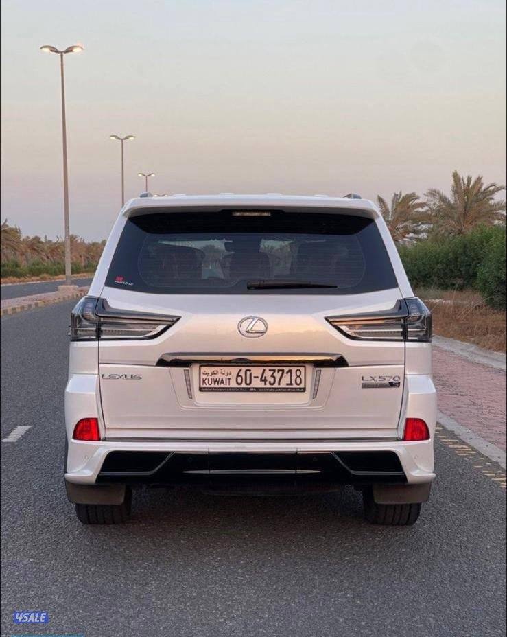 لكزس LX570 ٢٠٢٠ وارد قطر عداد ٢٥٩ ألف شرط الفحص صبغ وكاله كامل مواصفات1