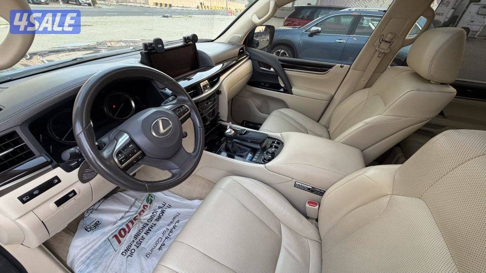 LX570 // بحالة الوكالة5