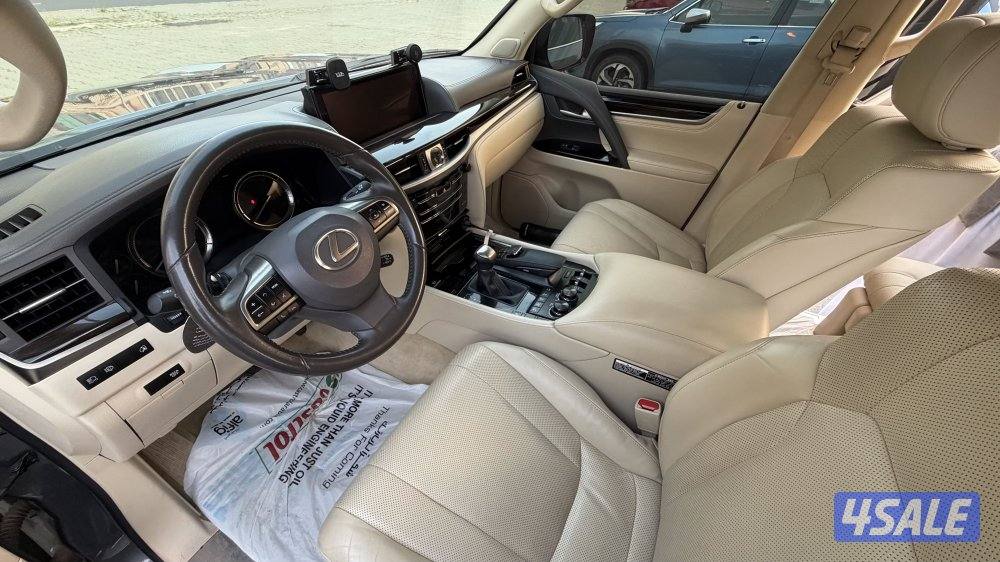 LX570 // بحالة الوكالة8