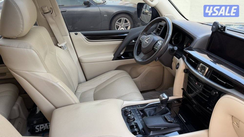 LX570 // بحالة الوكالة9