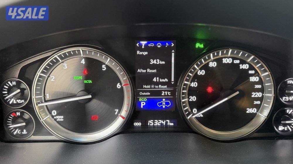 LX570 // بحالة الوكالة10