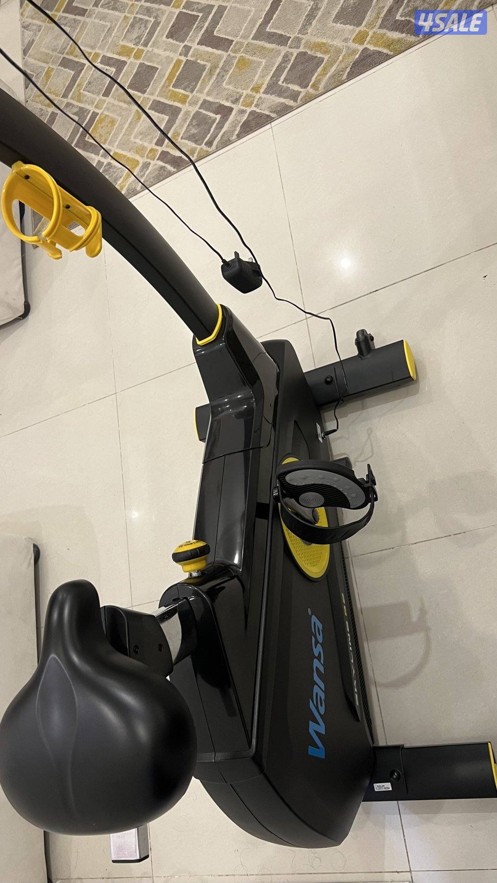 للبيع قاري رياضي استعمال خفيف حالته جدا ممتازه قابل للمساومة بالمعقول1